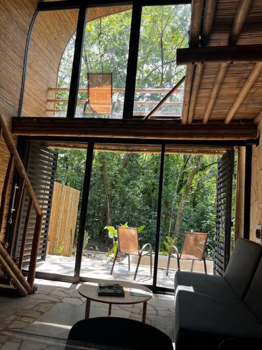 Cabana De Bambu En La Selva Palenque Exteriér fotografie